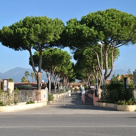 Barbie Between Terracina And Sperlonga, 400 Mt From Villa Lido Di Fondi